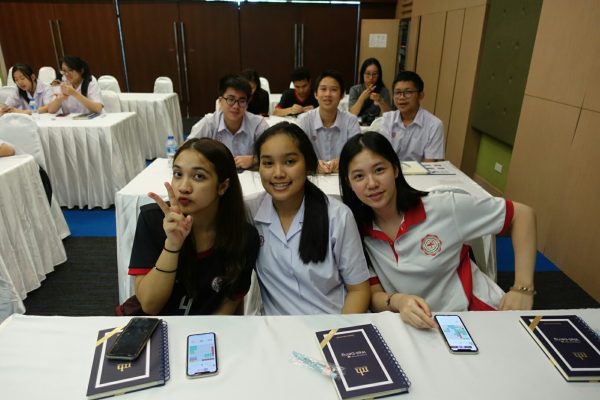 ร.พ.มนารมย์270319_190329_0027