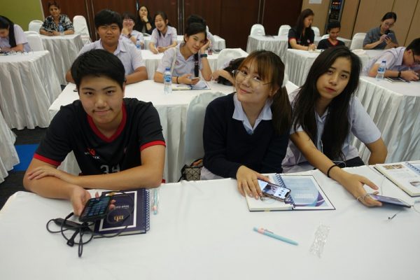 ร.พ.มนารมย์270319_190329_0035