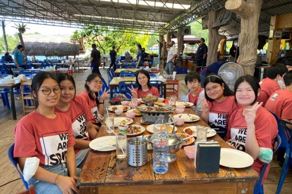 LINE_ALBUM_Y.102022-Rayong_220616_7