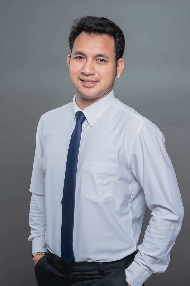 Mr. Thun Khaekrajang