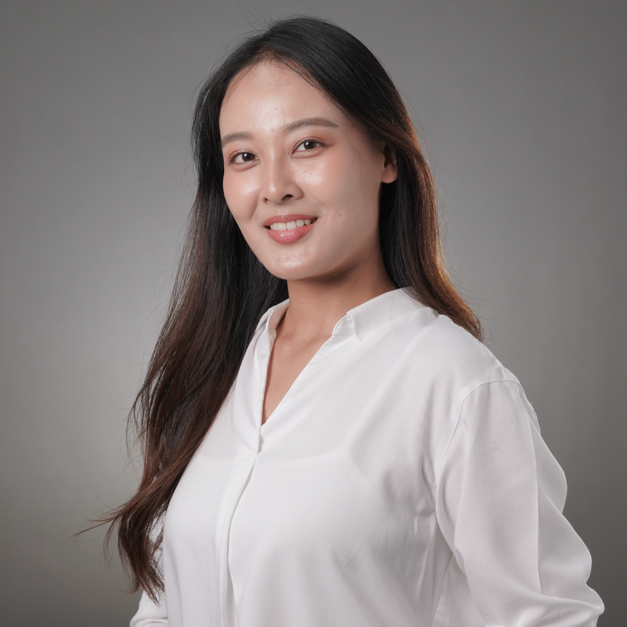 Ms. Benjarat Ekthumasuth