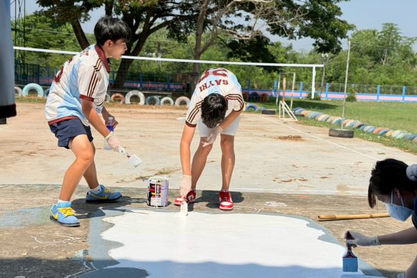 LINE_ALBUM_Khao Yai_260404_139