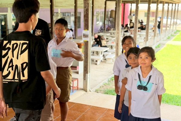LINE_ALBUM_Khao Yai_260404_154