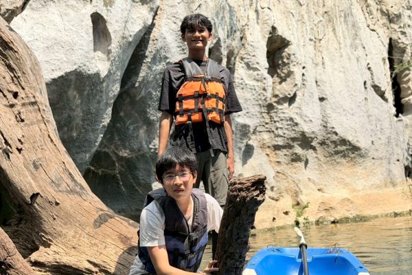 LINE_ALBUM_Khao Yai_260404_16