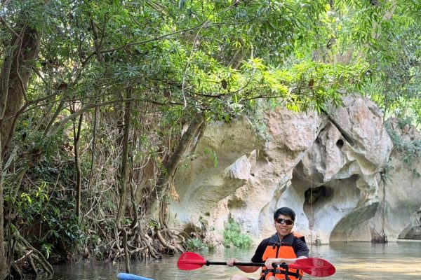 LINE_ALBUM_Khao Yai_260404_20