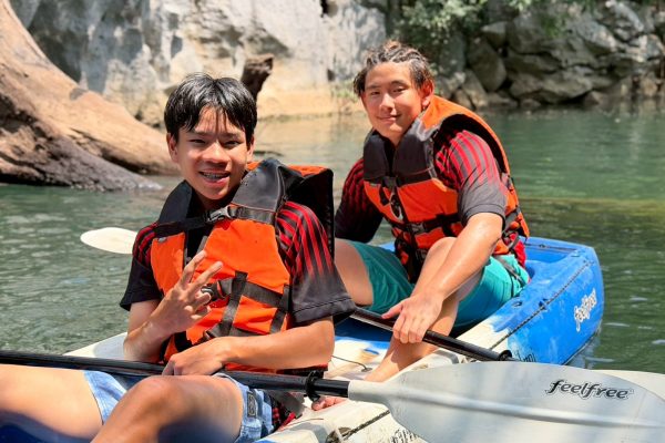 LINE_ALBUM_Khao Yai_260404_33