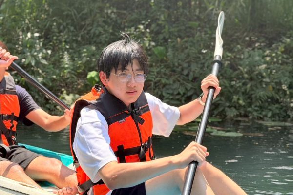 LINE_ALBUM_Khao Yai_260404_40