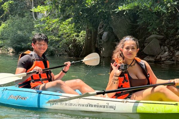 LINE_ALBUM_Khao Yai_260404_43