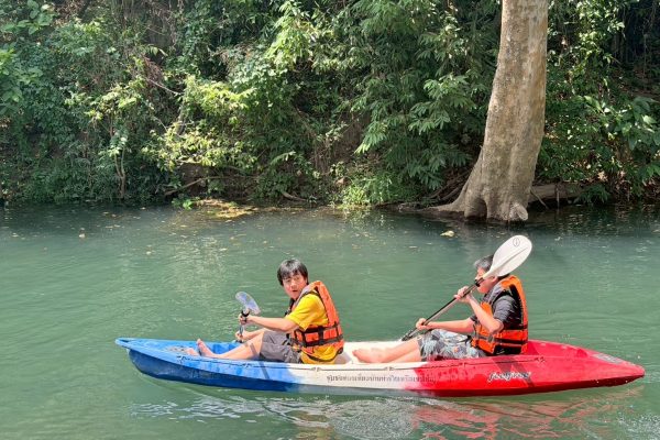 LINE_ALBUM_Khao Yai_260404_44