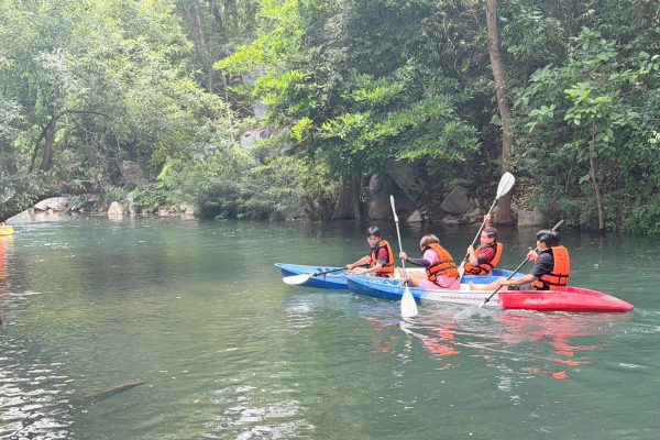 LINE_ALBUM_Khao Yai_260404_46