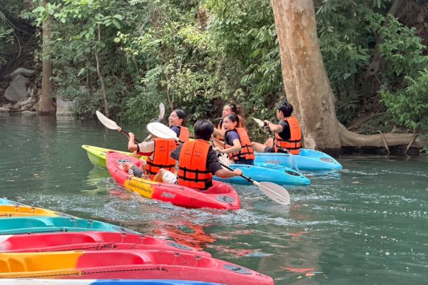 LINE_ALBUM_Khao Yai_260404_55