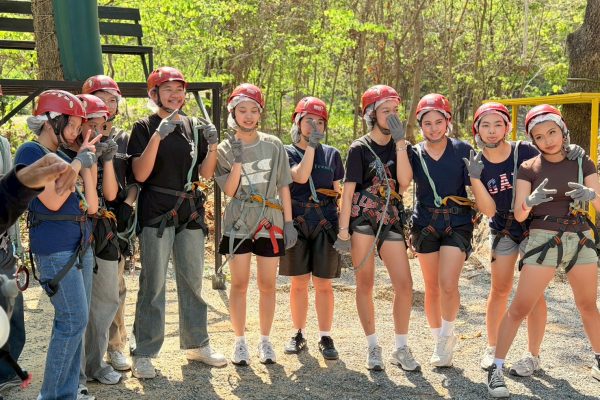 LINE_ALBUM_Khao Yai_260404_86
