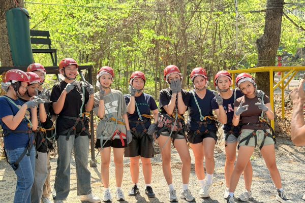 LINE_ALBUM_Khao Yai_260404_87