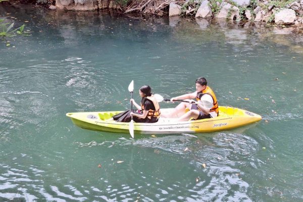 LINE_ALBUM_kayak_260404_11