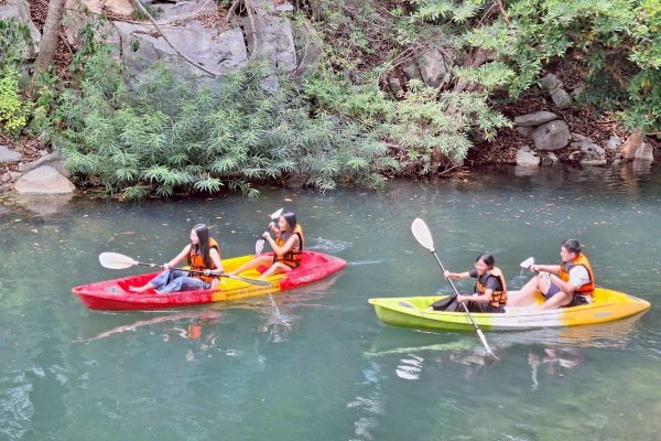 LINE_ALBUM_kayak_260404_12