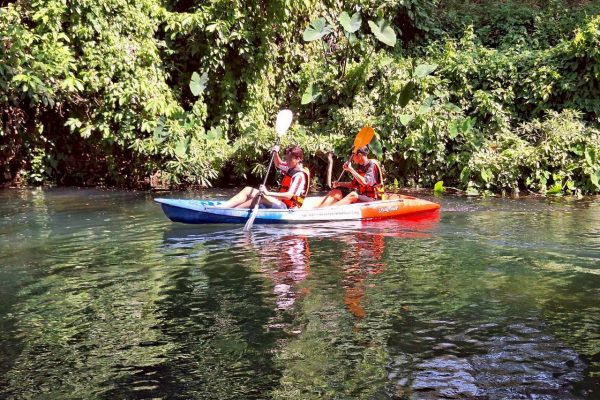 LINE_ALBUM_kayak_260404_21