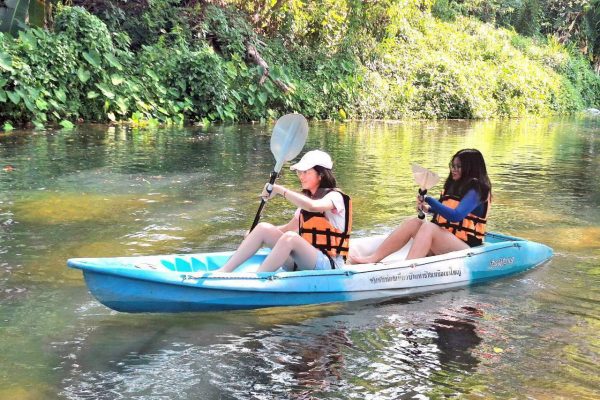 LINE_ALBUM_kayak_260404_51