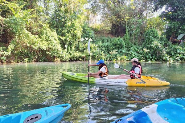 LINE_ALBUM_kayak_260404_52